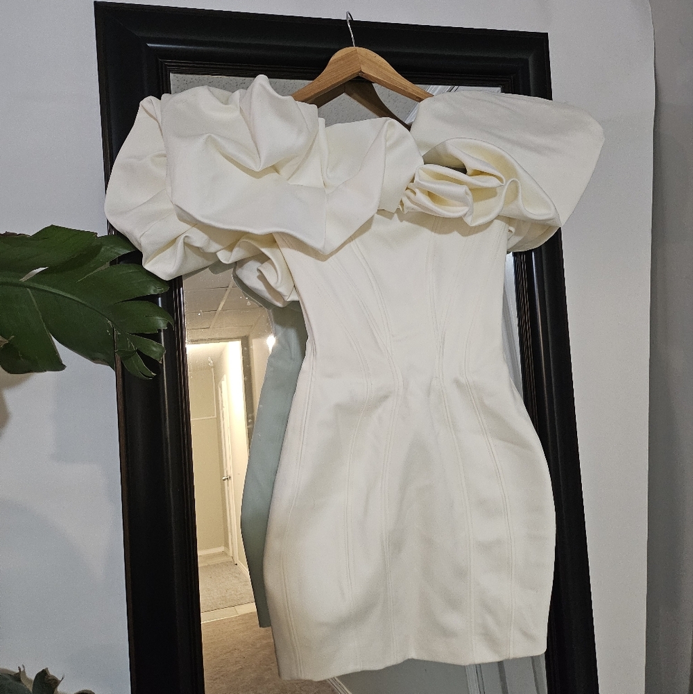 HOUSE OF CB 'Selena' Ivory Satin Ruffle Strapless Dress - Picture 8 of 13
